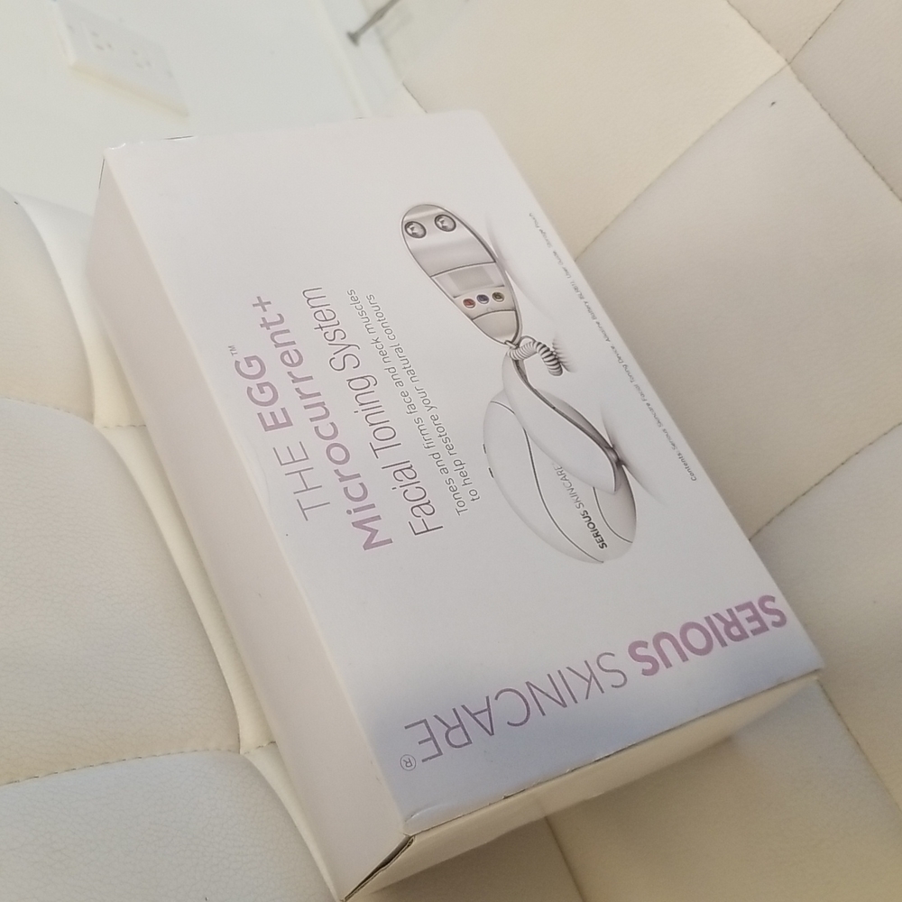 The Egg Microcurrent Facial Toning System SERIOUS SKINCARE